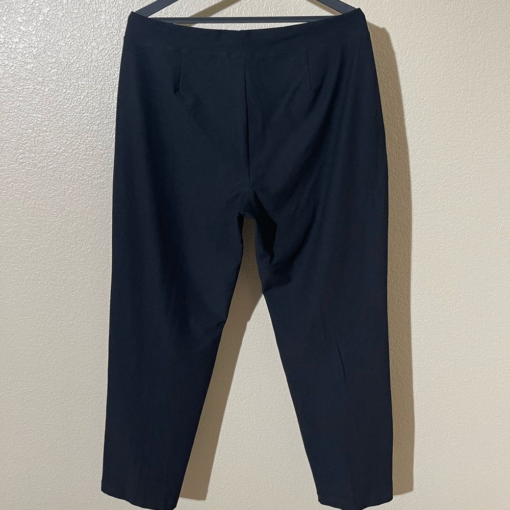 Sold  - Picture 2 of 7